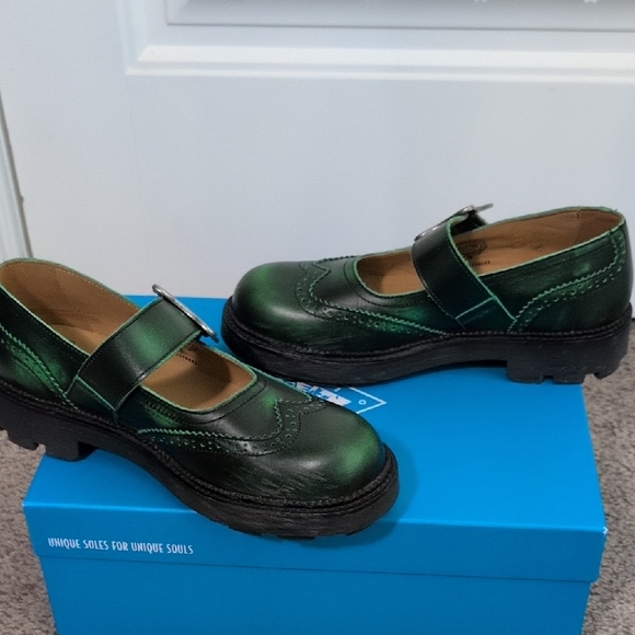 John Fluevog Emerald Green Brogue Mary Janes - Picture 5 of 8